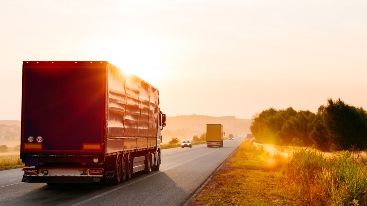 Transporte e logística para pequenas e médias empresas - Postal Serviços